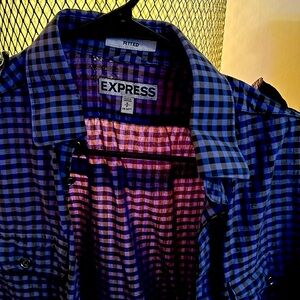 Express fitted  small 14-14 1/2